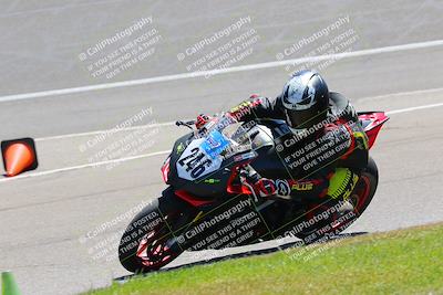 media/Jun-26-2022-Fastrack Riders (Sun) [[e3c435f101]]/Level 3/Inside turn 3/